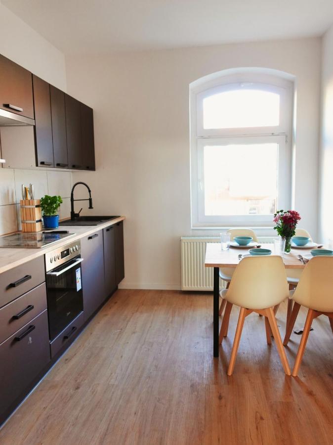 Luvono Apartments - 2 Schlafzimmer / Netflix / Disney+ Магдебург Екстериор снимка